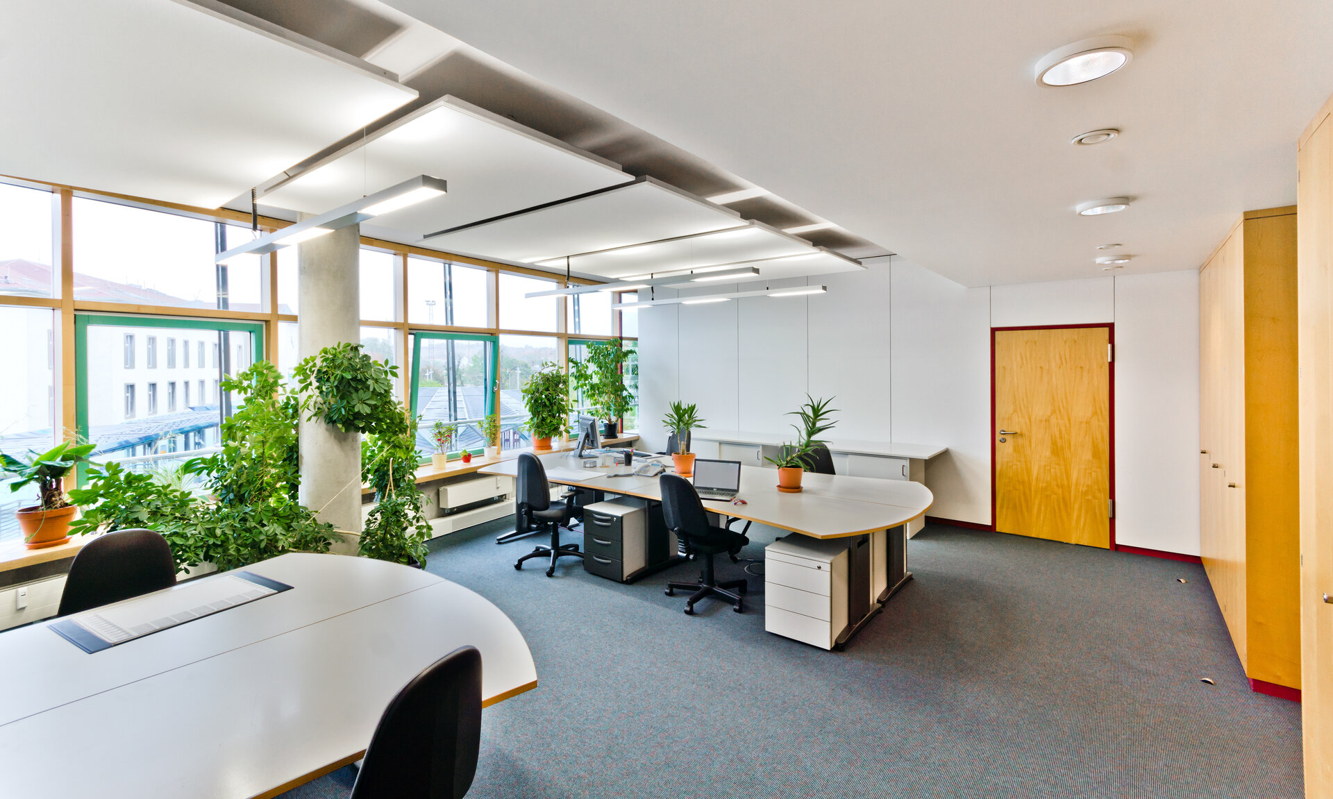 You are currently viewing Modern und mitarbeiterfreundlich: Einrichtungsideen für Büroräume