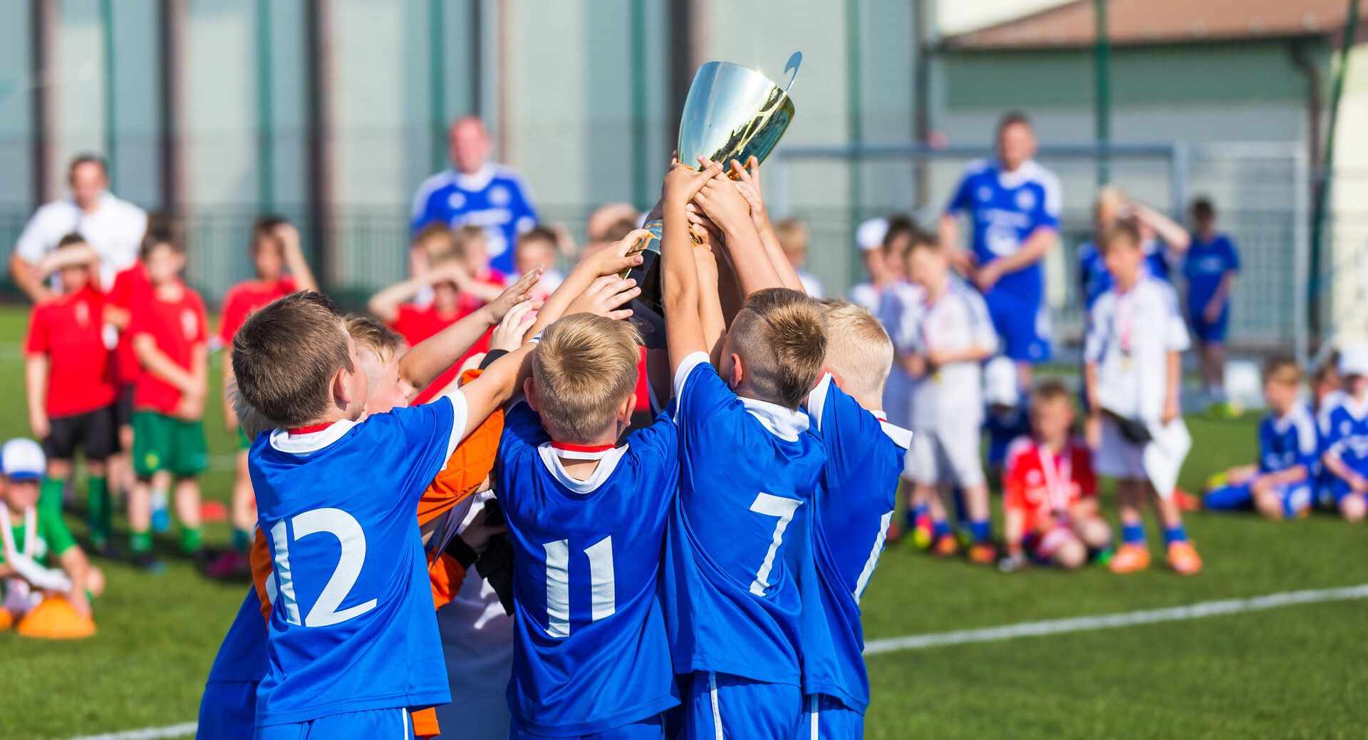 Sportturniere ausrichten: Preise für die Teilnehmer und Gewinner